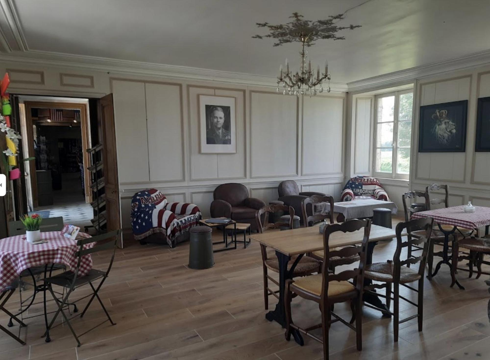 Chateau De Franquetot & D Day Collins Museum Sainte-Mère-Église 外观 照片